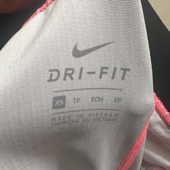 💜EUC Nike Pro Leggings - Picture 4 of 5